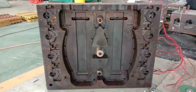 覆膜砂模具.jpg